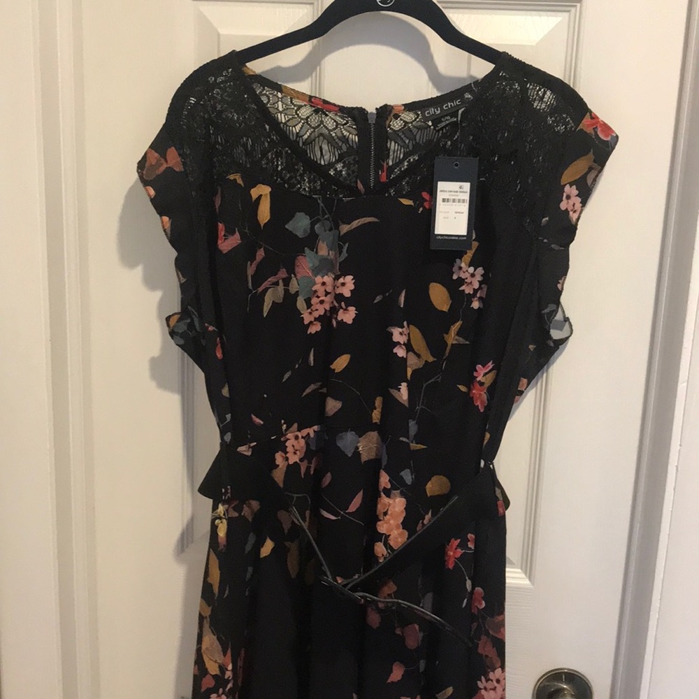 Sleeveless dress